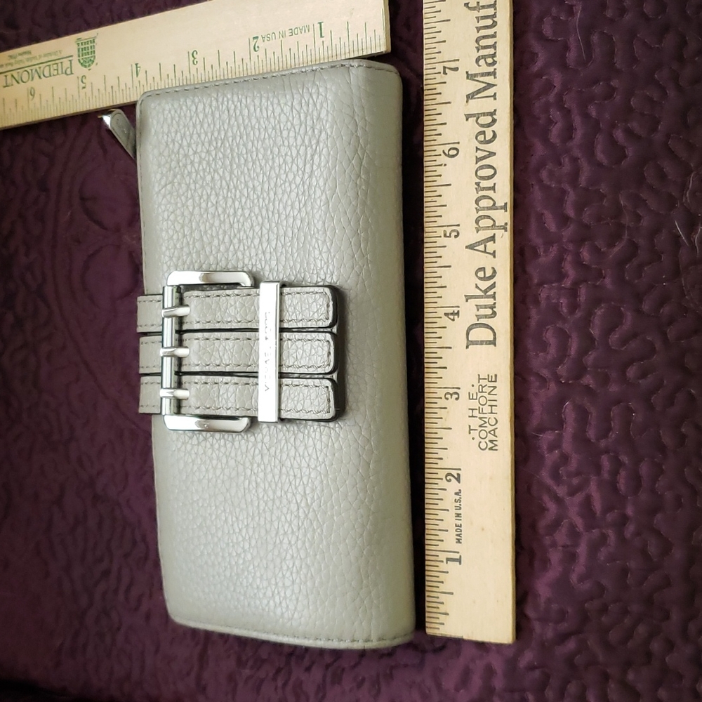 "Michael Kors" wallet